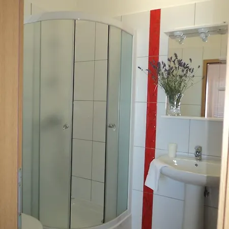 בית הארחה Double Brist 15620b 3*